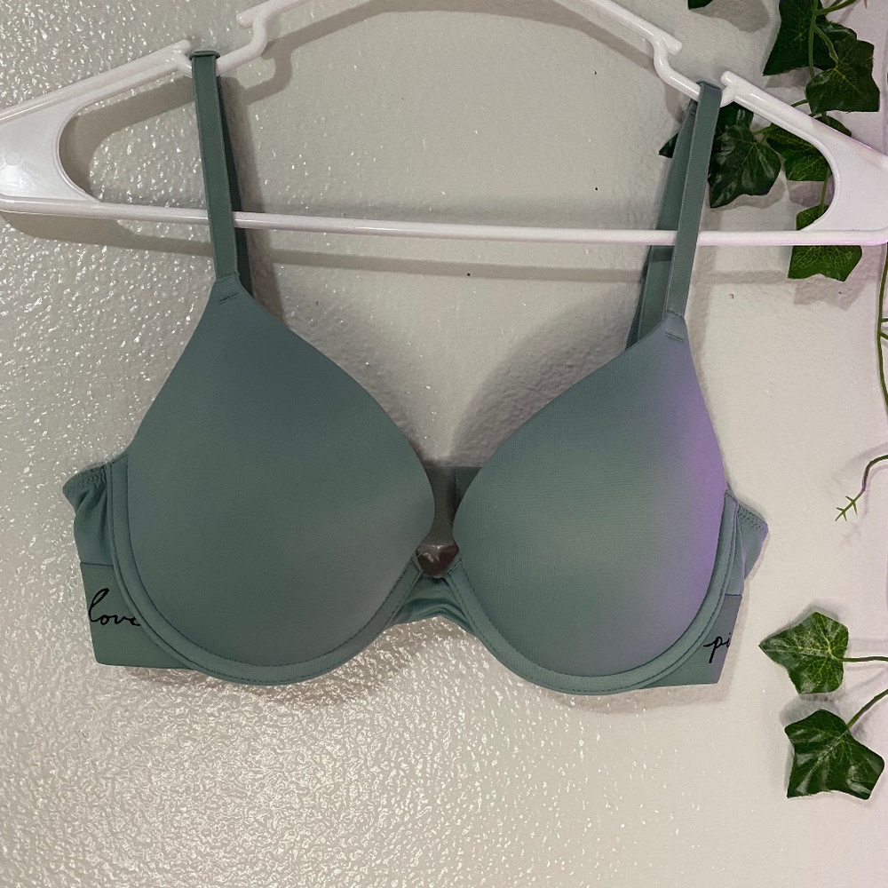 Victoria's Secret Pink Push-Up Bra - Green - 32B